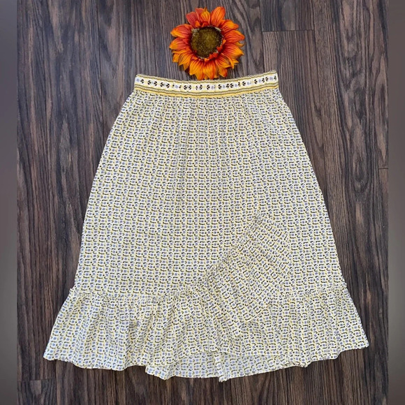 🦋B2G1🦋MAX STUDIO Yellow Peasant Skirt | SMALL | NWT - Picture 1 of 9